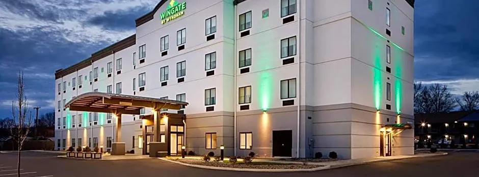 Wingate by Wyndham Hurricane WV