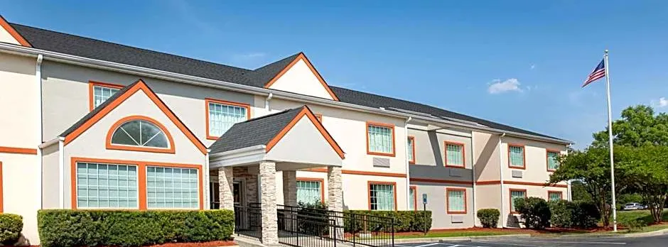 Microtel Inn & Suites by Wyndham Columbia Two Notch Rd Area