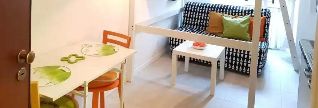 Smart Apartment Central Station