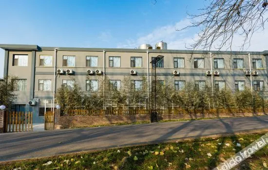 Shankee Hotel (Linfen High-Speed Railway Station Luogu Bridge)