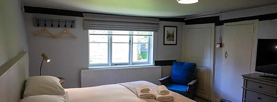 The Woolpack Hotel