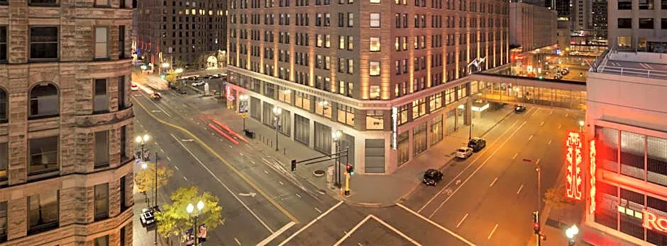 Embassy Suites By Hilton Minneapolis Downtown Hotel