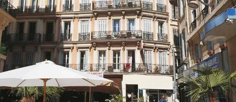 MAISON SAINT LOUIS VIEUX PORT