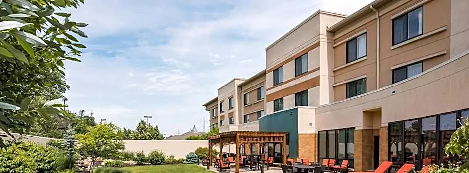 Courtyard by Marriott Lafayette