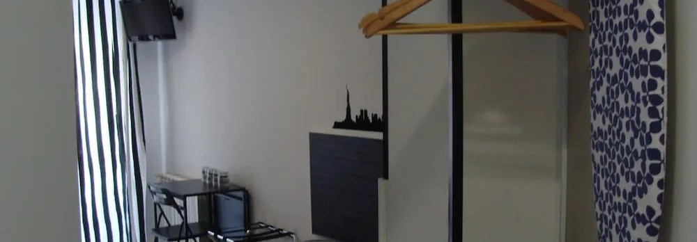 HOSTAL JQ MADRID 1