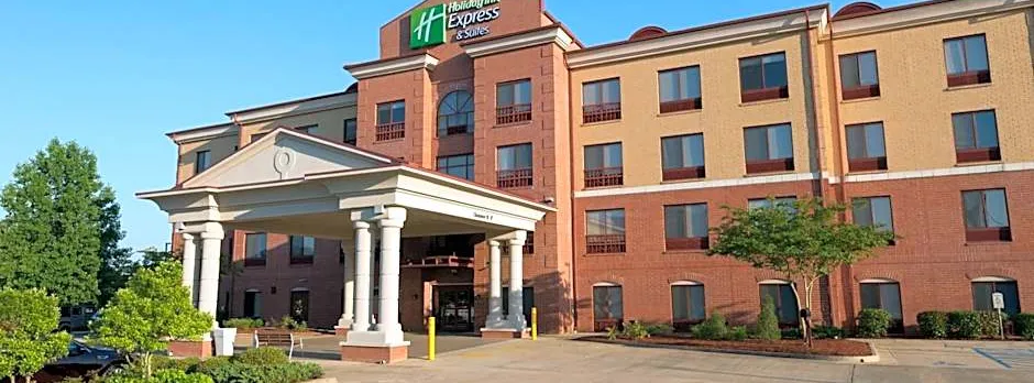 Holiday Inn Express Hotel & Suites Clinton By IHG