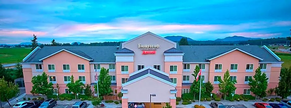 Fairfield Inn & Suites by Marriott Burlington