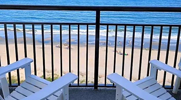 Heated Pools, Heated lazy river, 3 hot tubs-Privately owned Oceanfront renovated condo on 12th floor
