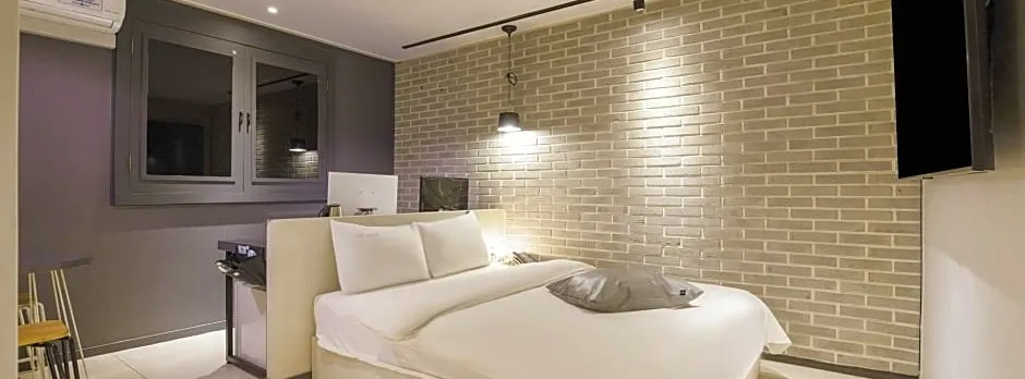 Stay Inn Hotel