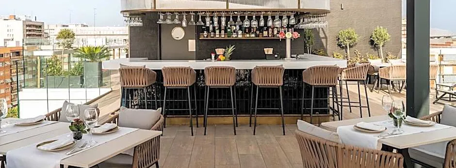H10 Tribeca