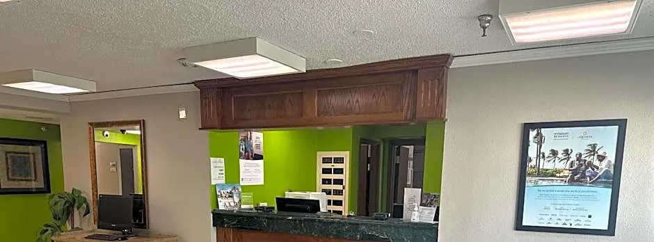 La Quinta Inn & Suites by Wyndham Omaha Southwest