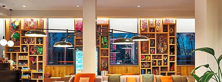 Radio Hotel