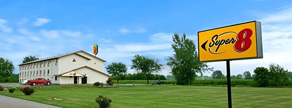 Super 8 by Wyndham Saginaw