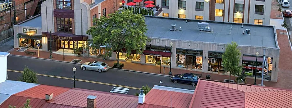 The Hotel Warner