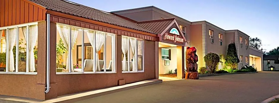 Howard Johnson by Wyndham Gravenhurst