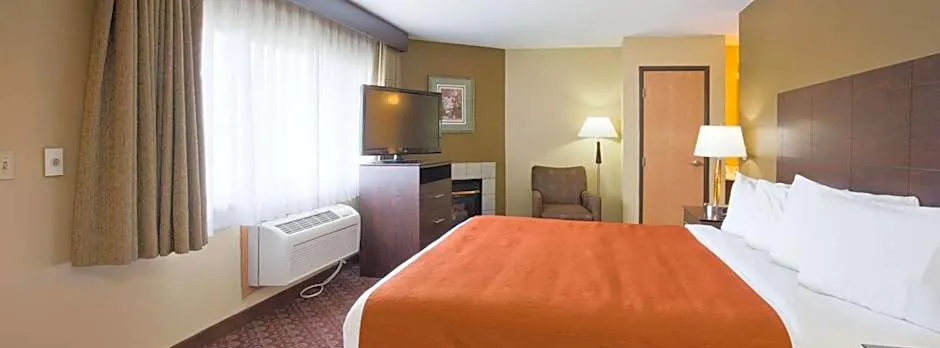 AmericInn by Wyndham Blue Earth