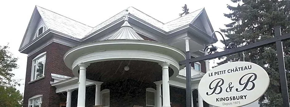 Le Petit Château Montebello BB