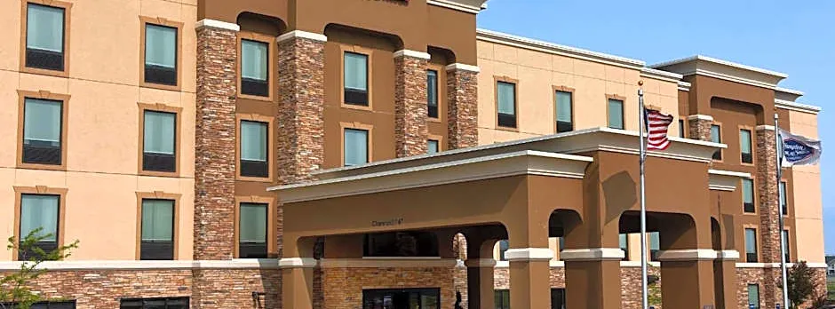 Hampton Inn & Suites by Hilton Fargo Medical Center