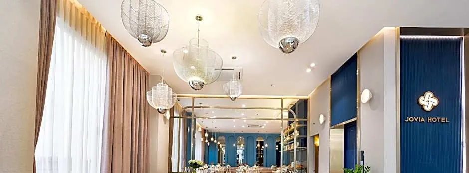 Jovia Hotel
