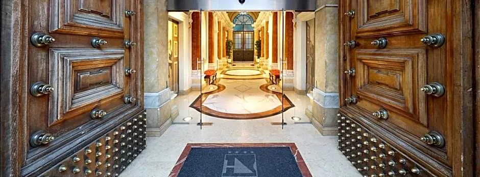 Exe International Palace