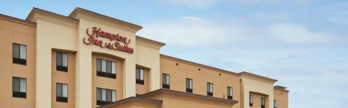 Hampton Inn & Suites Williston