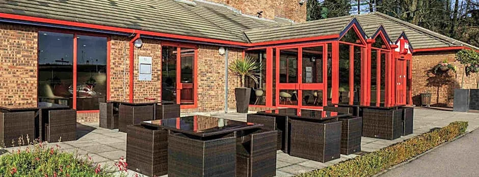 ibis London Luton Airport