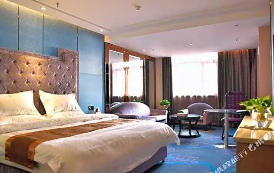 Hejing County Aipai Hotel (County People's Hospital)