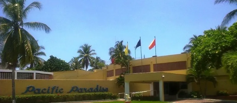 PACIFIC PARADISE