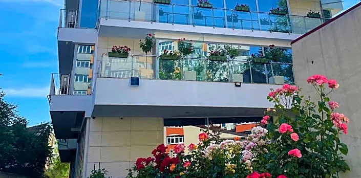 Marshal Garden Hotel