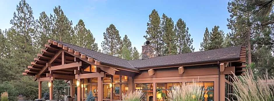 Seventh Mountain Resort