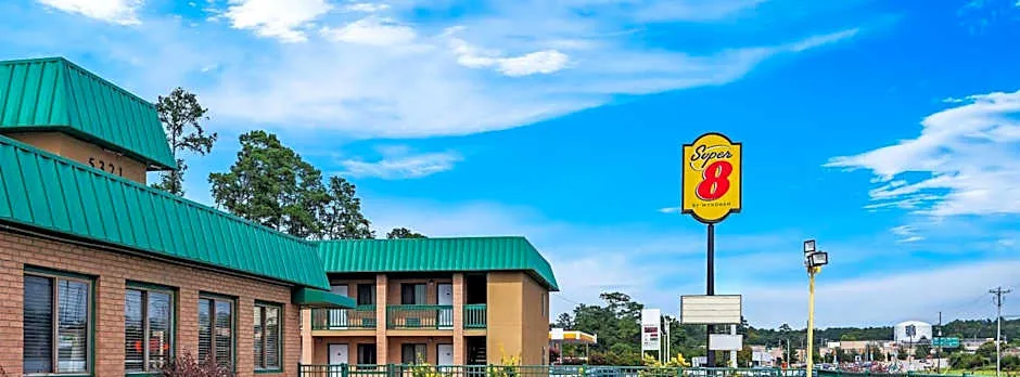 Super 8 by Wyndham Columbia SC / Ft. Jackson