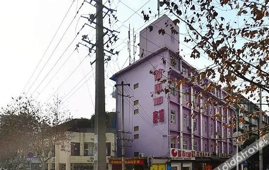 Elan Hotel