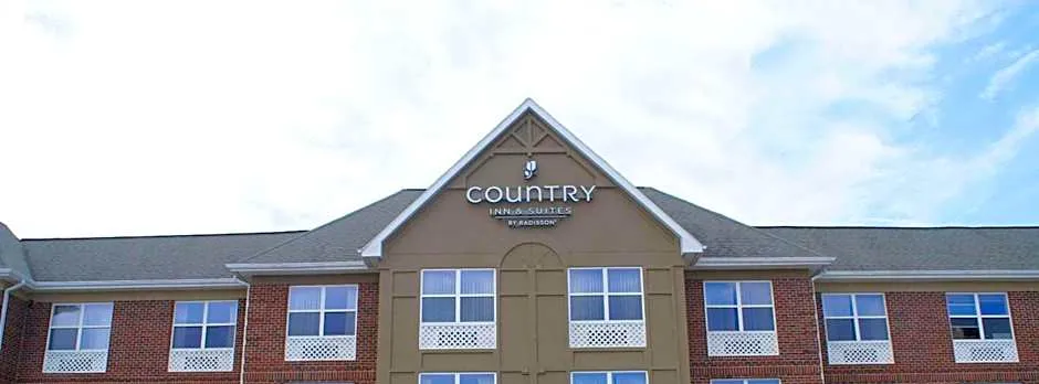 Country Inn & Suites by Radisson, Lansing, MI