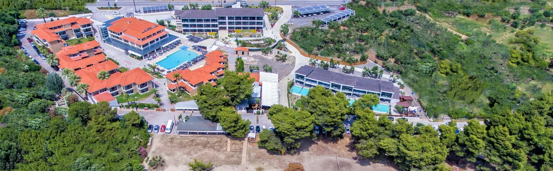 Lagomandra Beach Hotel