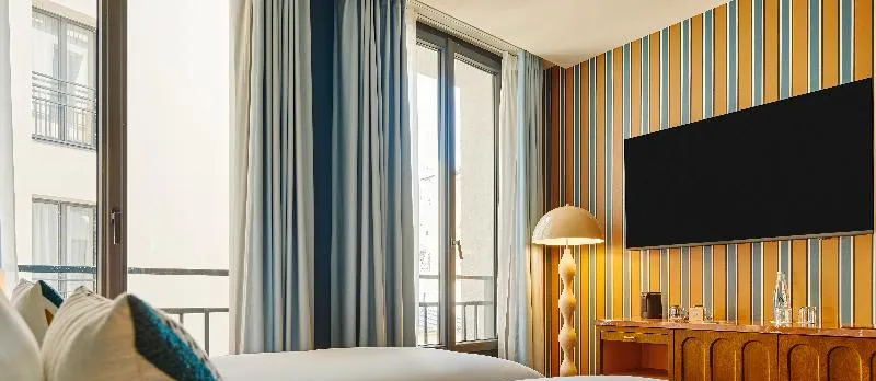 IBIS PARIS SACRE COEUR 18EME