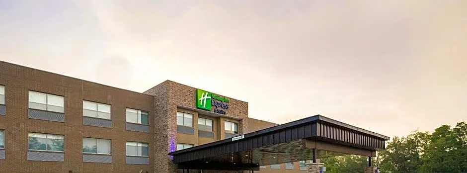 Holiday Inn Express & Suites Portage By IHG