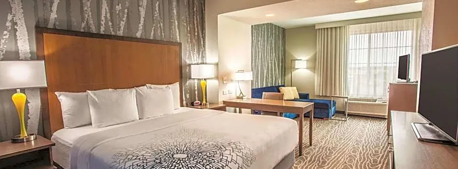 La Quinta Inn & Suites by Wyndham Duluth