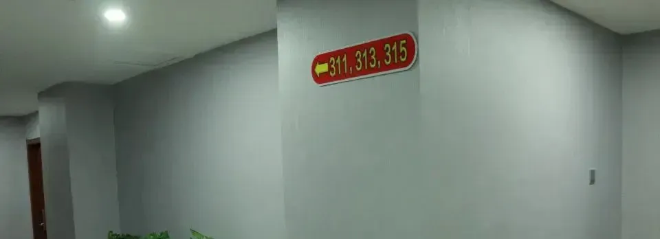 Lanting Hotel