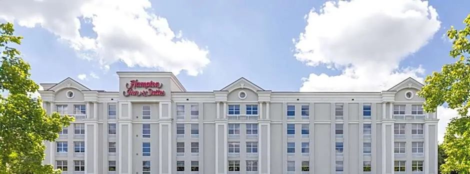 Hampton Inn & Suites Raleigh Cary Lenovo Center