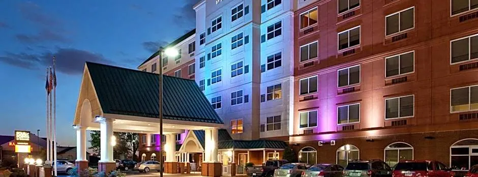 Four Points By Sheraton Louisville Airport