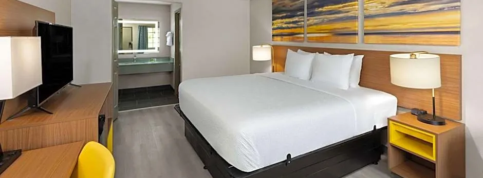 Days Inn & Suites by Wyndham Vicksburg