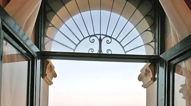Casa Leone Hotel