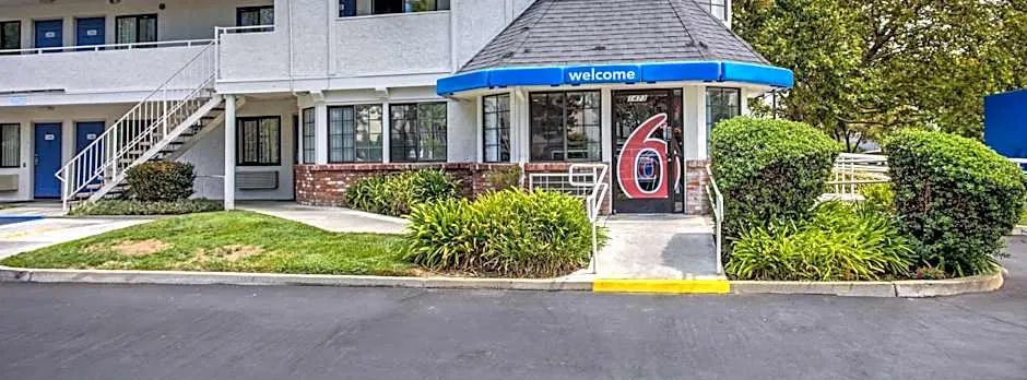 Motel 6-Fairfield, CA - North