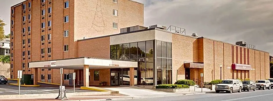 Ramada by Wyndham Marquette