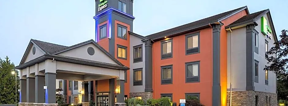 Holiday Inn Express Vancouver North By IHG