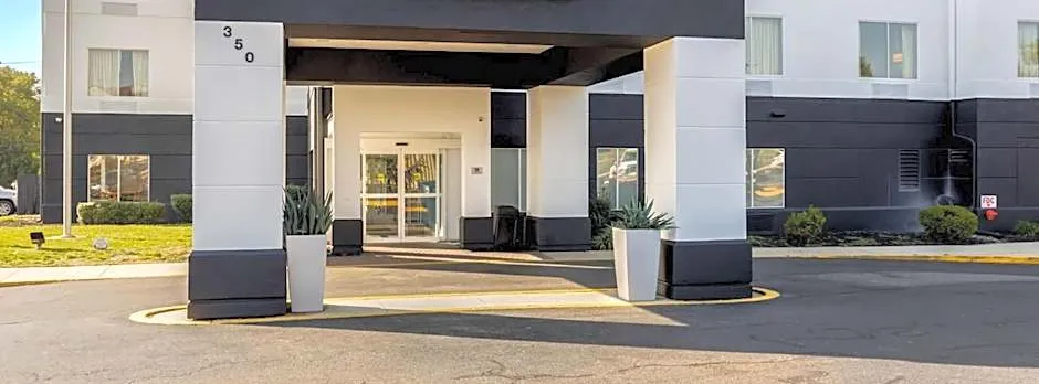 Comfort Inn & Suites Mt Laurel - Philadelphia