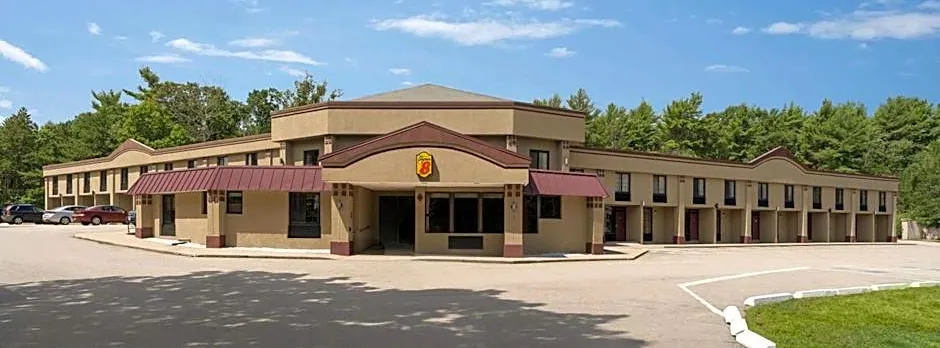 Super 8 by Wyndham West Greenwich/Providence