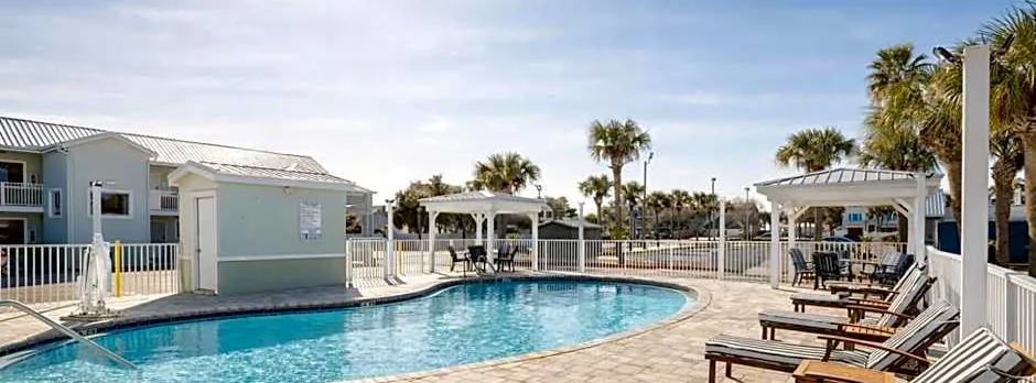 Destin Inn & Suites