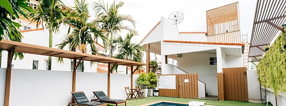 Talay Hotel & Villa