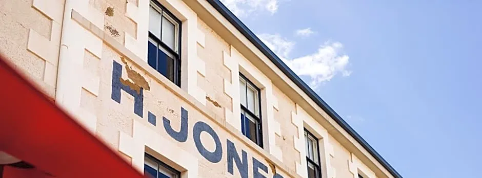 The Henry Jones Art Hotel